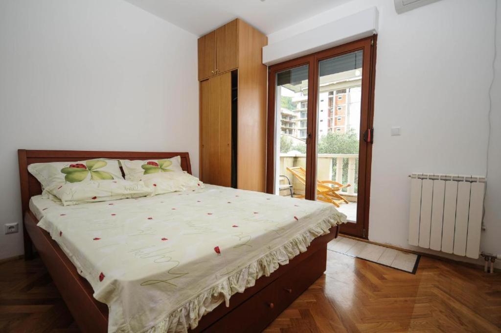 Apartment Jana Petrovac na moru Exterior foto